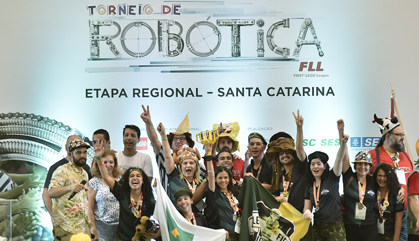 Equipe Legofield vence Torneio Regional de Robótica em SC