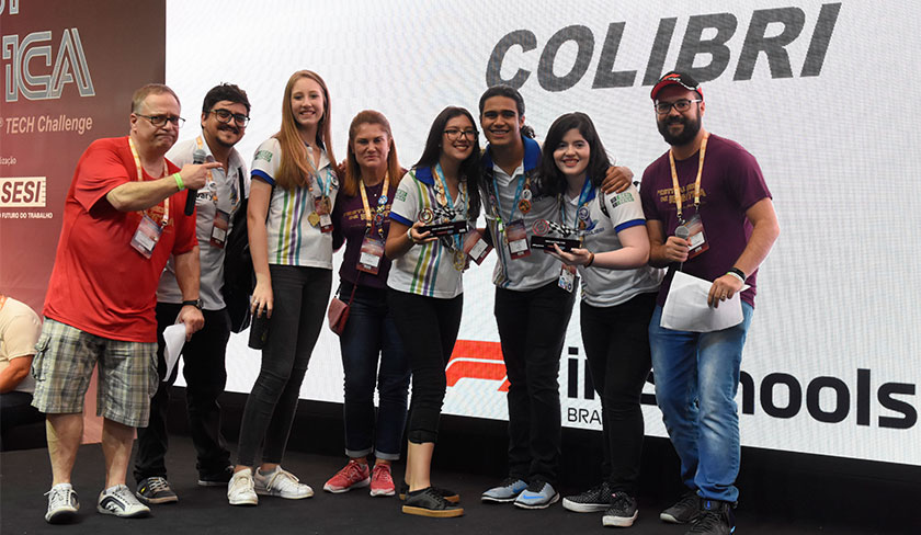 Equipe do Sesi-DF vence duas categorias no F1 nas Escolas