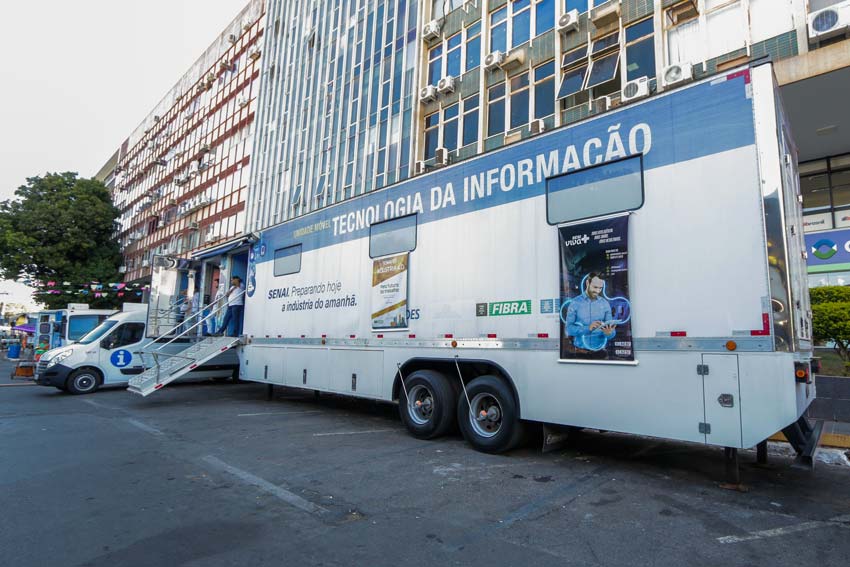 Sistema Fibra participa de Arraial do Trabalho