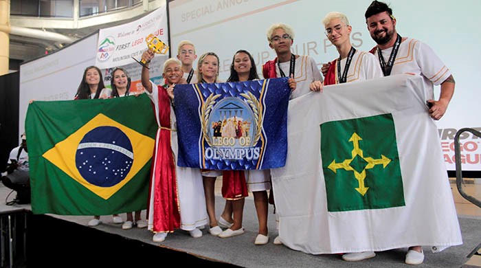 Equipes de robótica do Sesi-DF são premiadas no exterior