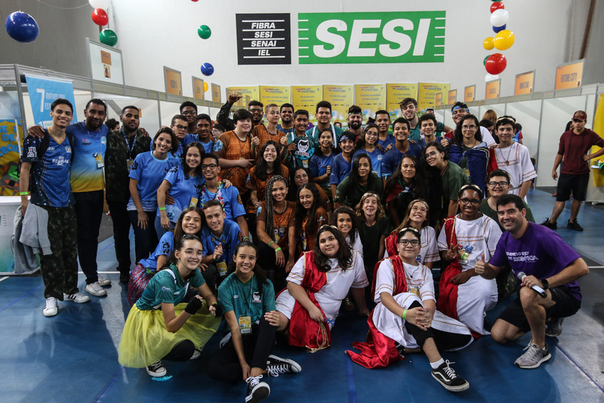 Sesi-DF faz dobradinha na premiação do regional do Torneio de Robótica 