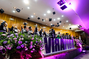 Noventa e cinco jovens formam-se na 14ª turma do Vira Vida