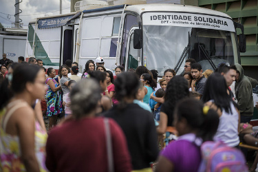 Unidade móvel de identidade solidária sesi acao global carteira de identidade
